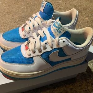Nike Air Force 1